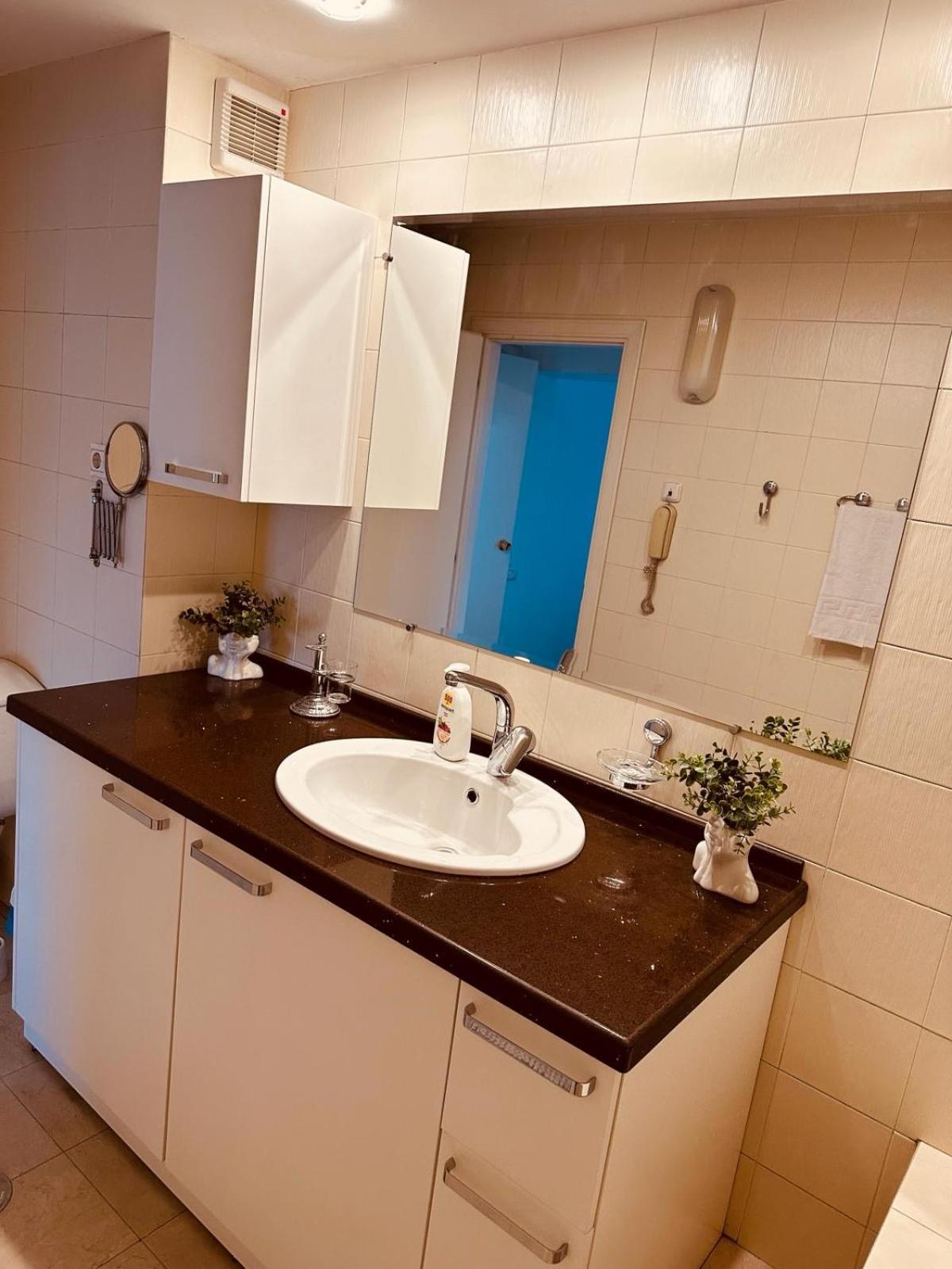Top Home Residence Unirii Center บูคาเรสต์ ภายนอก รูปภาพ